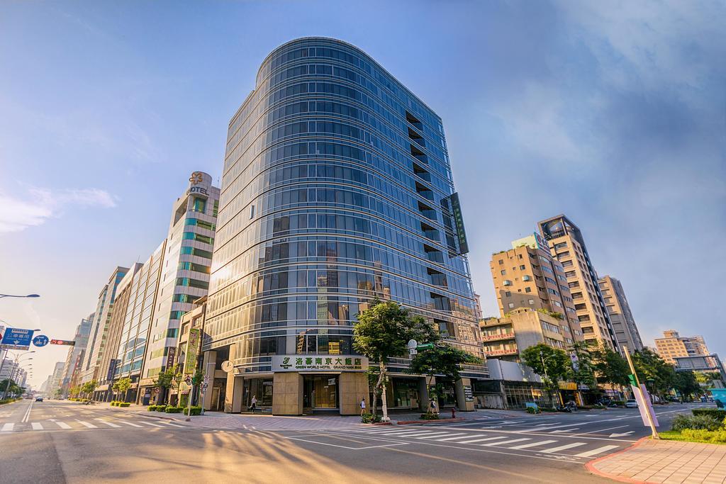 World Grand Nanjing Taipei