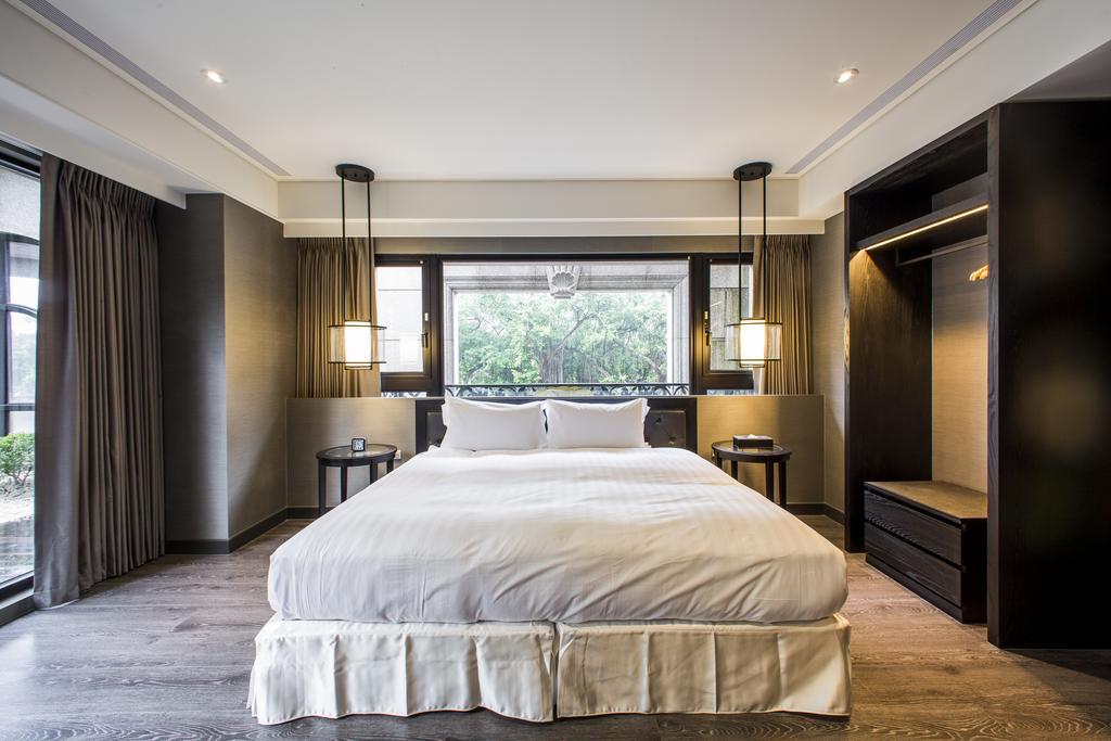 Guest house J Palace