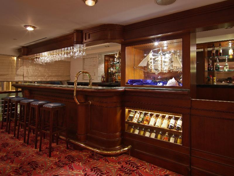The Riviera 4*