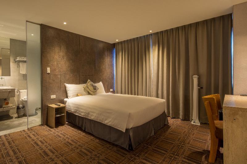 Hotel Roaders Zhonghua