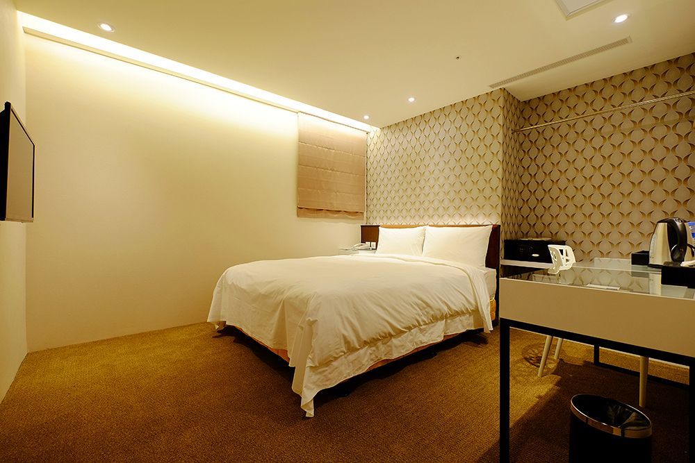 Hotel Puri Station Branch