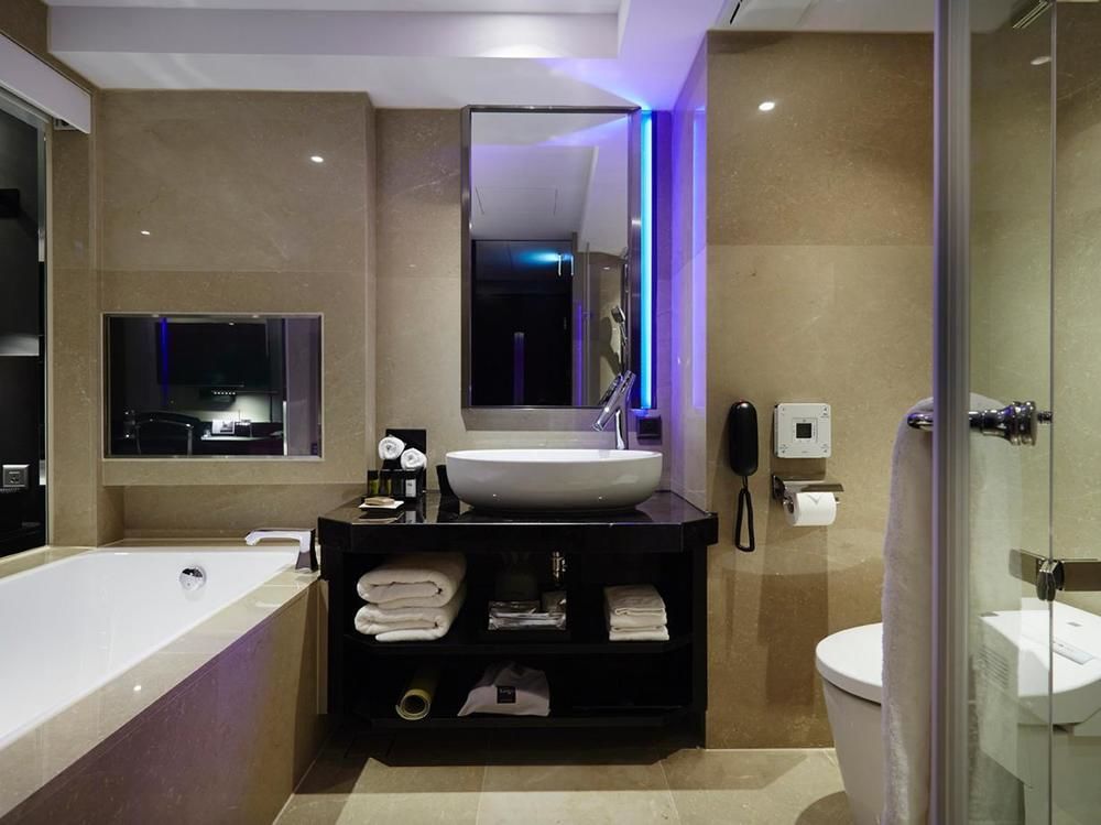 Hotel The Tango Fuhsing 4*