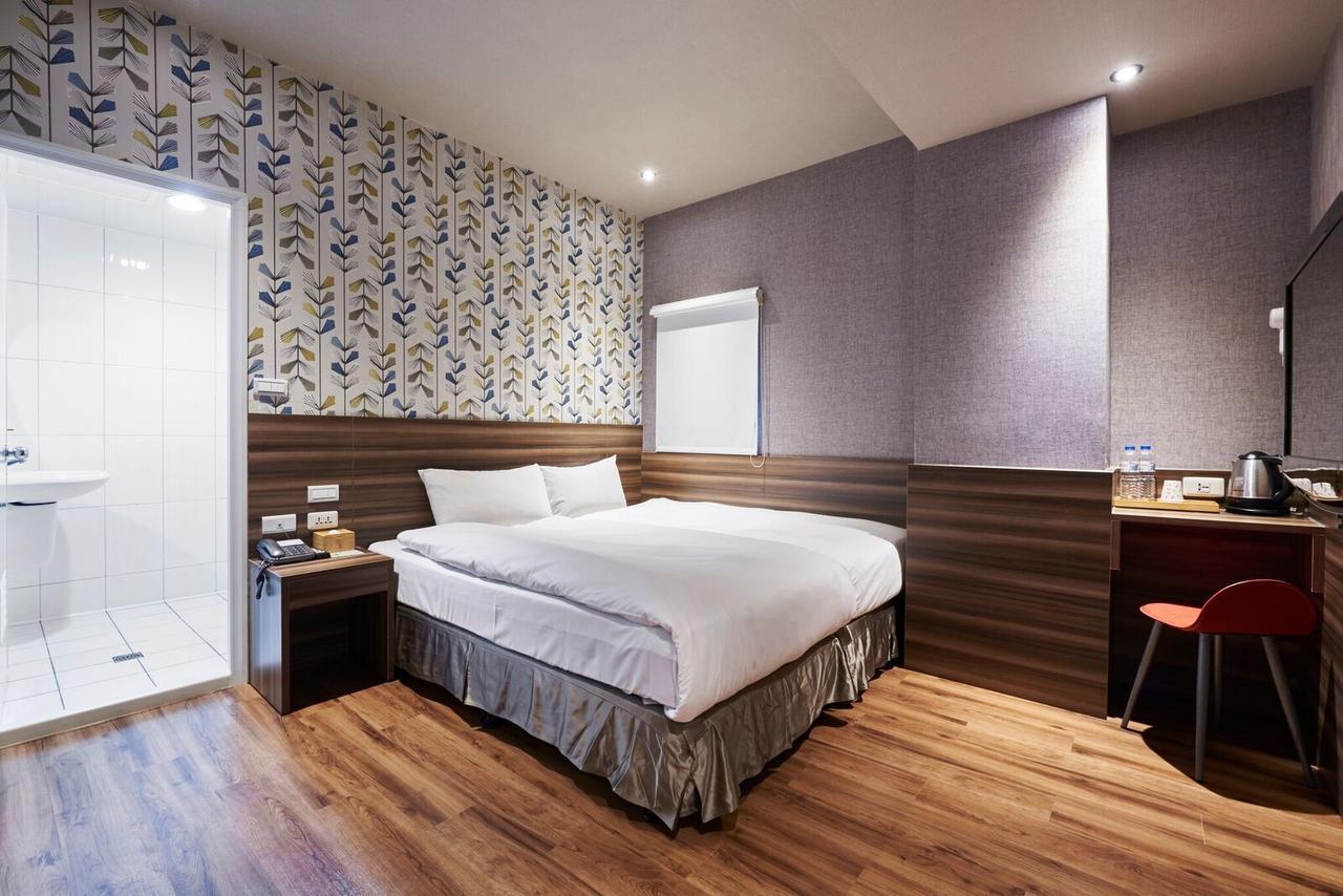 Hotel Tomorrow 3*