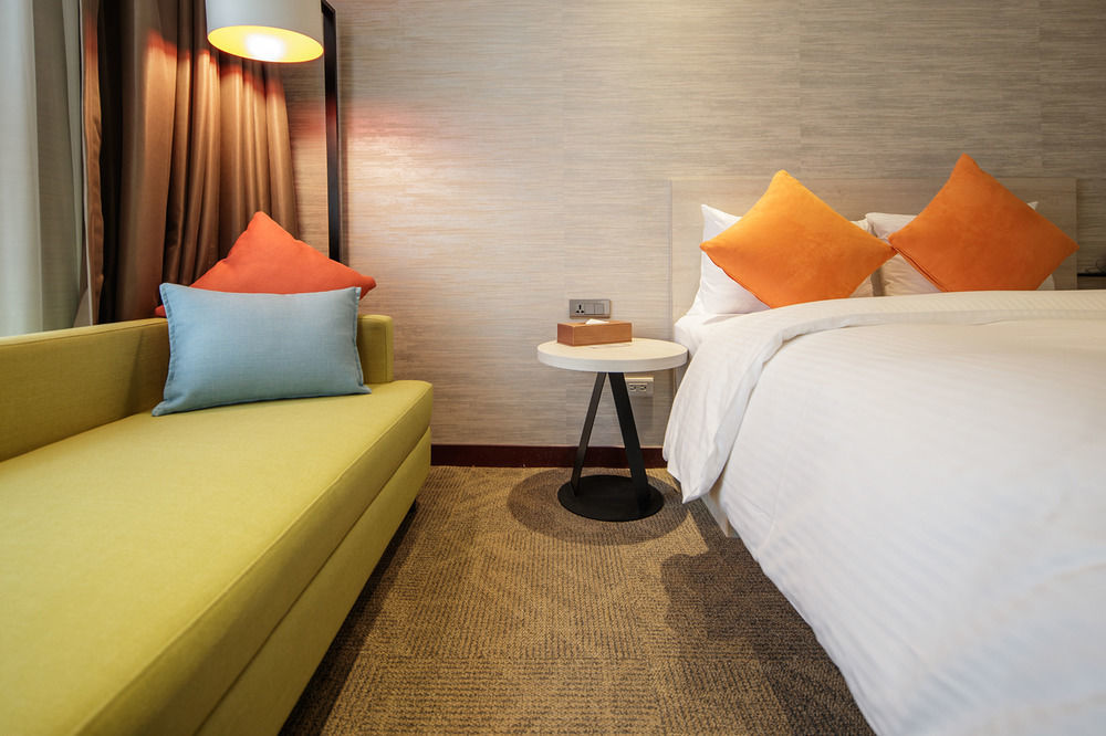Hotel Via Station