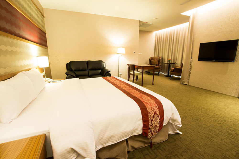 York Hotel 3*