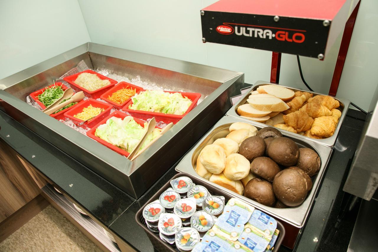 Hotel Orchard Park - 4*