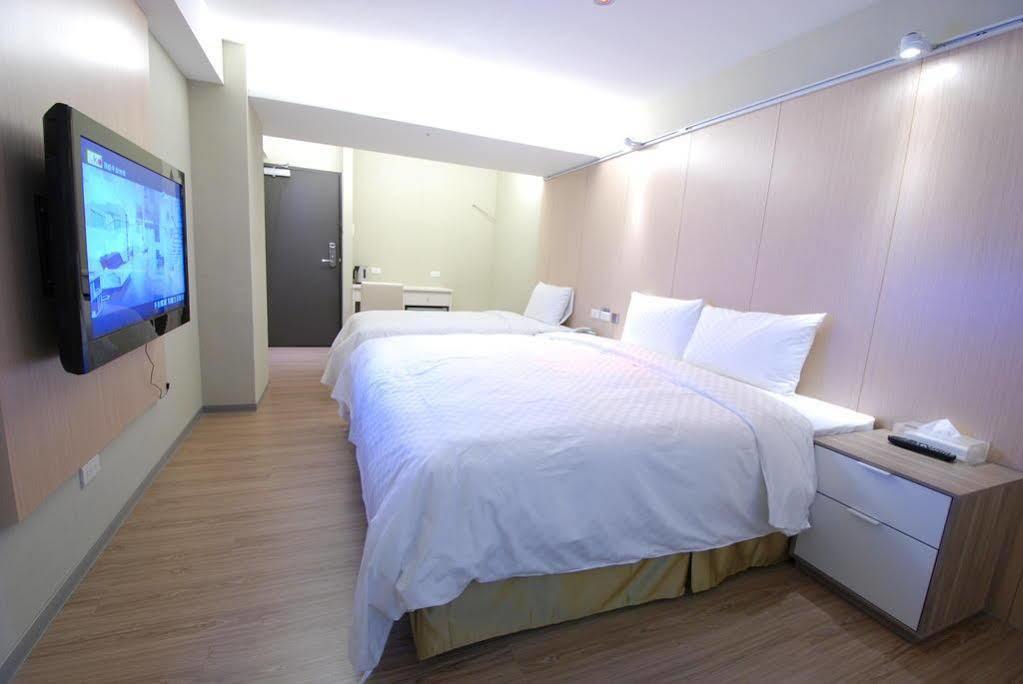 New - Main Station Hotel 3*