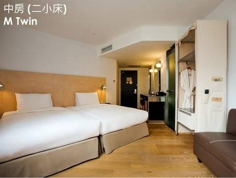 Hotel Amba Ximending 4*