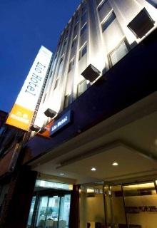 Hotel Lio - Main Station