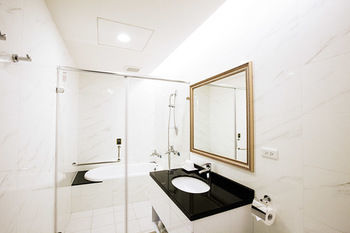 Hotel York 3*