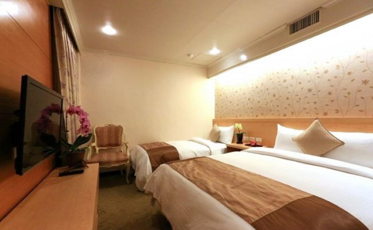 Red Inn 3*