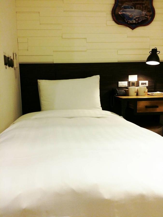 Re-change Hotel 2*