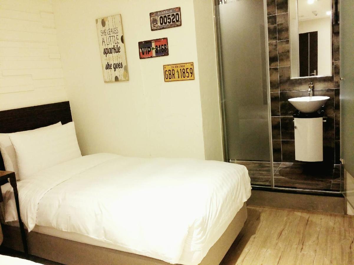 Re-change Hotel 2*