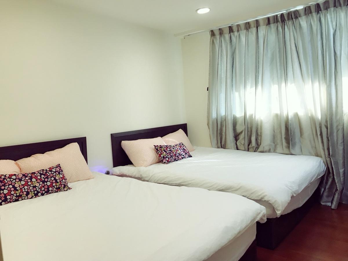 Apartment Ximending Mrt Red House *