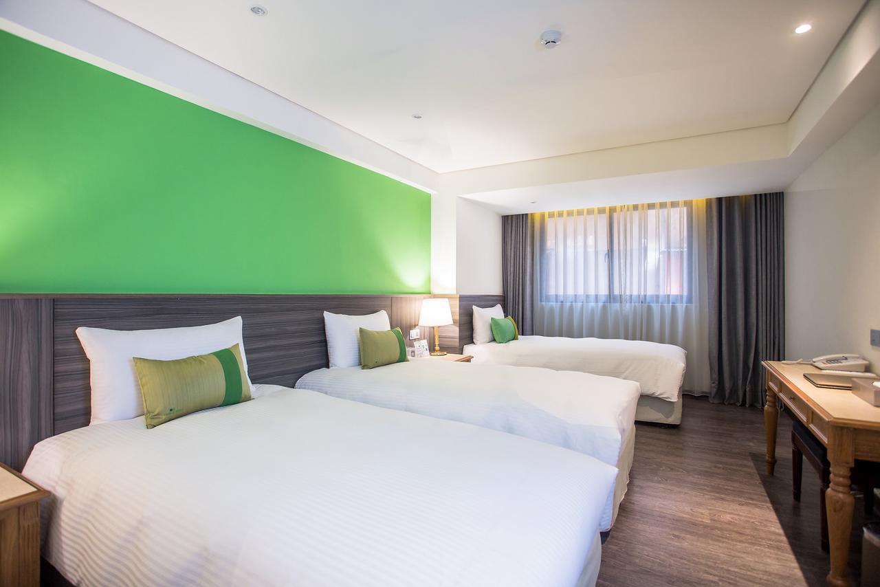World Triple Beds 3* Taipei