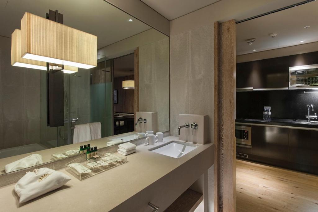 Gloria Aparthotel 4*