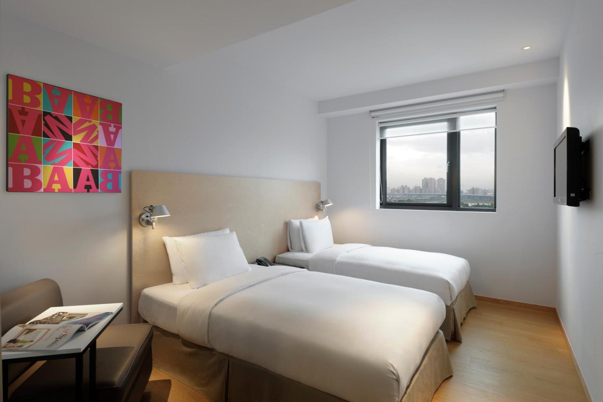 Amba Ximending Hotel