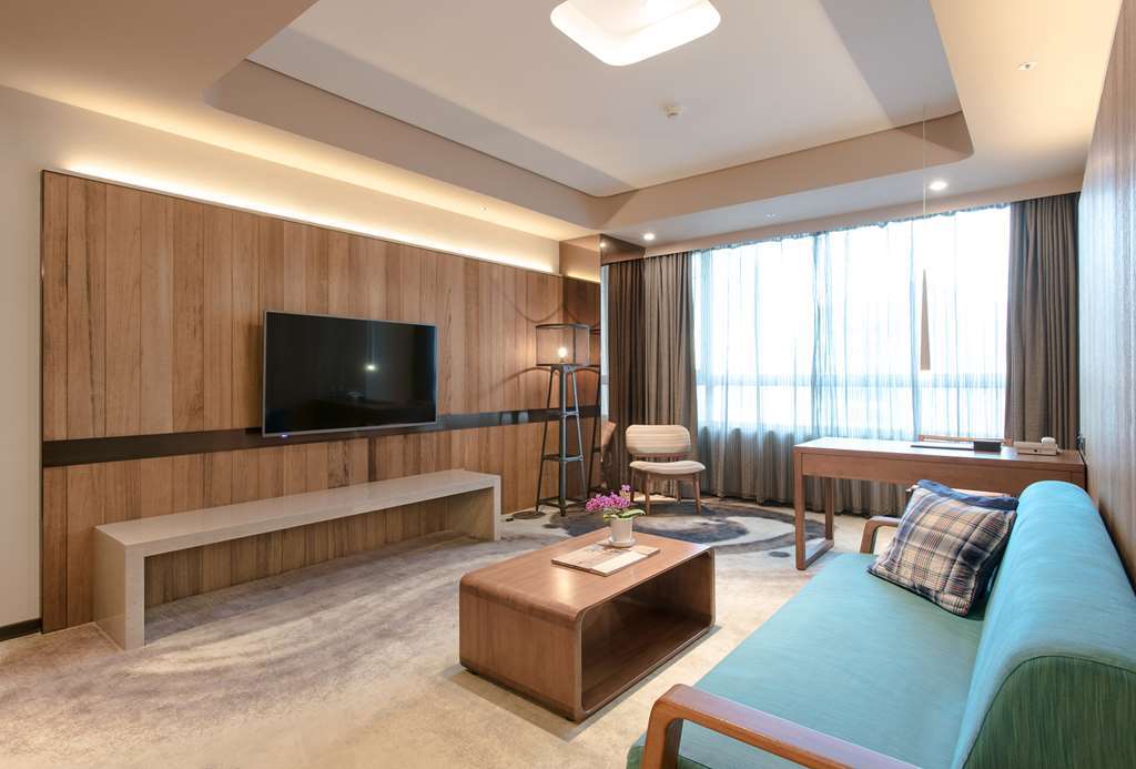 Home Hotel