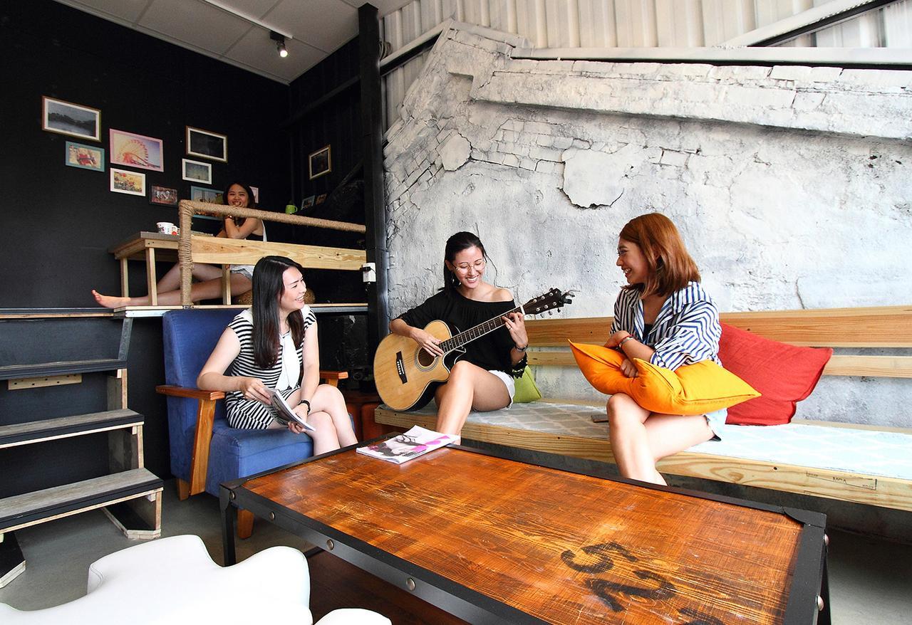 Hostel Backpackers Inn, *