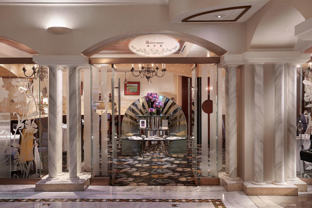 The Riviera 4*