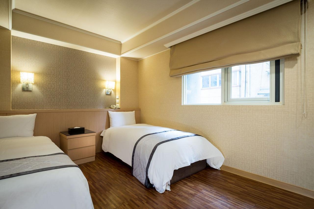 Good Life - Shang Hwa Hotel Taipei
