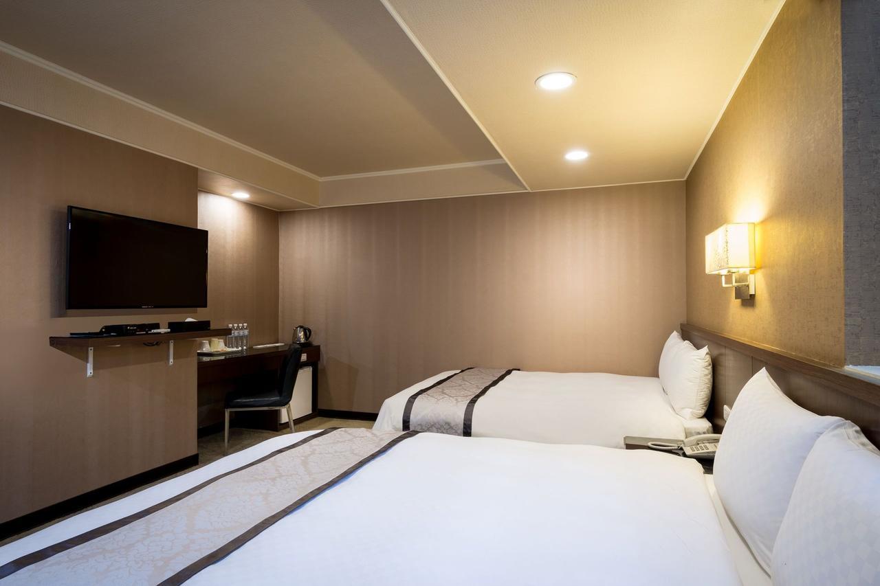 Good Life - Shang Hwa Hotel