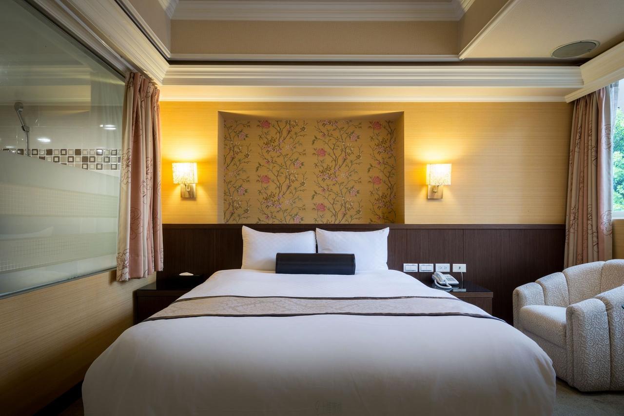 Good Life - Shang Hwa Hotel