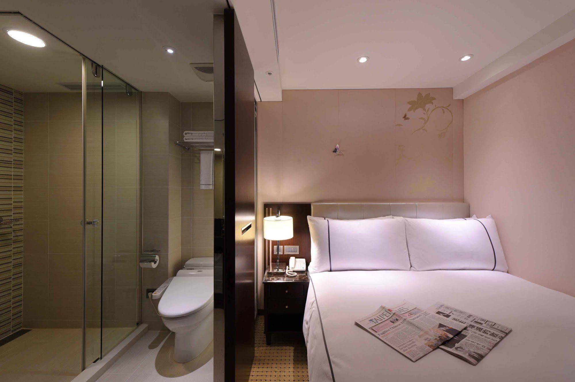 K Dunnan Hotel