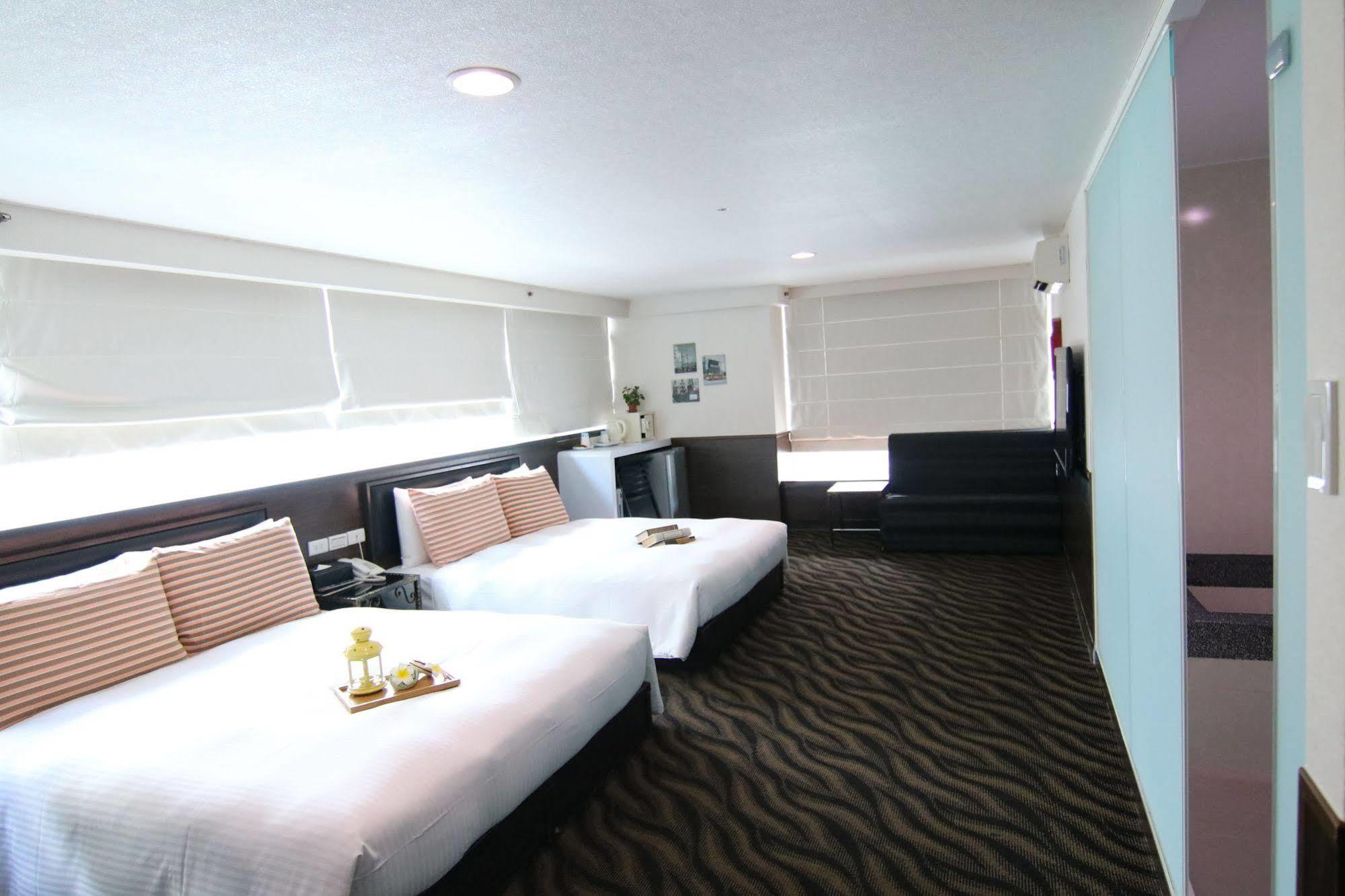 Hotel Ecfa - Kuming 3*