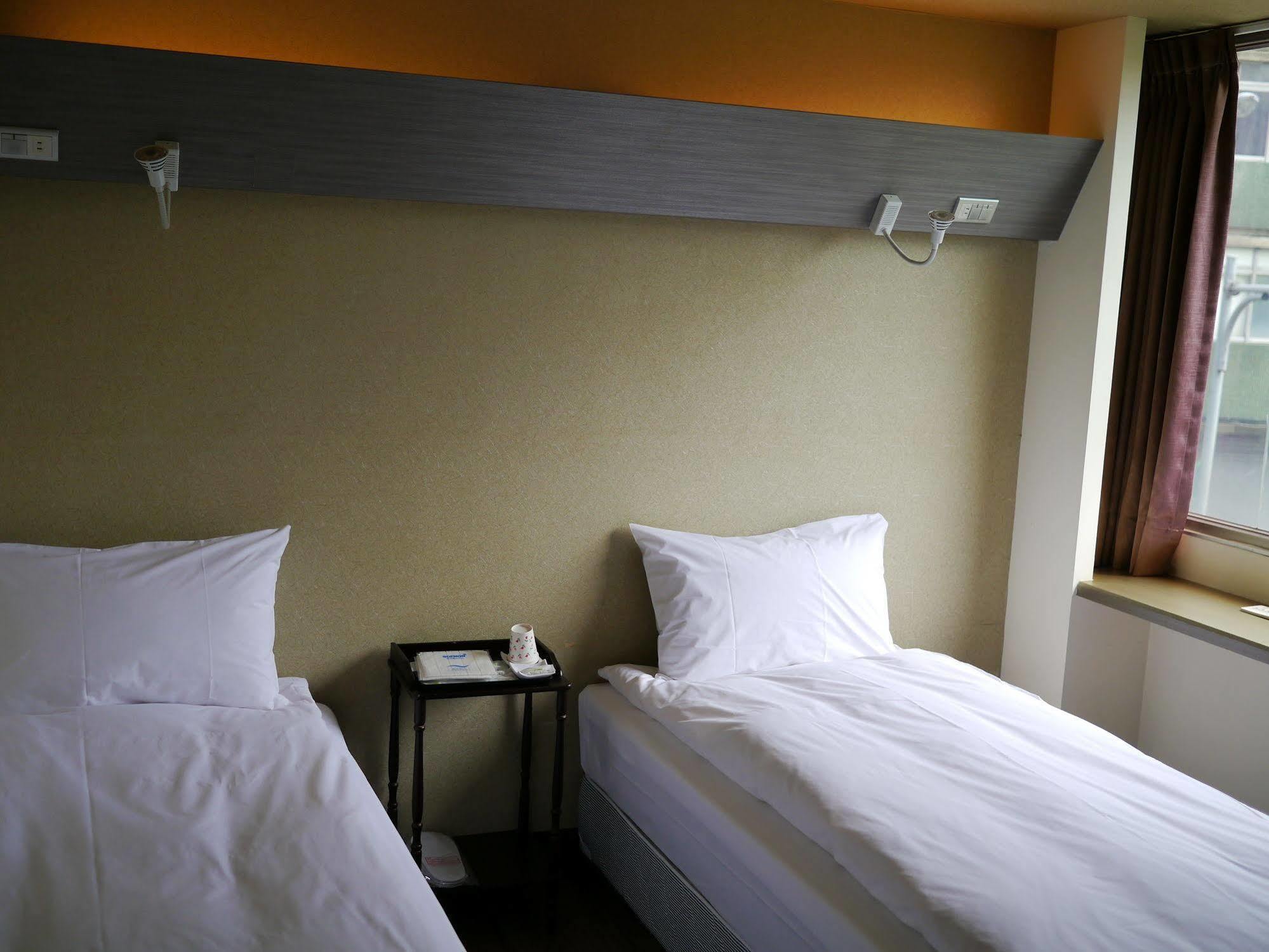 Hotel Galaxy Mini