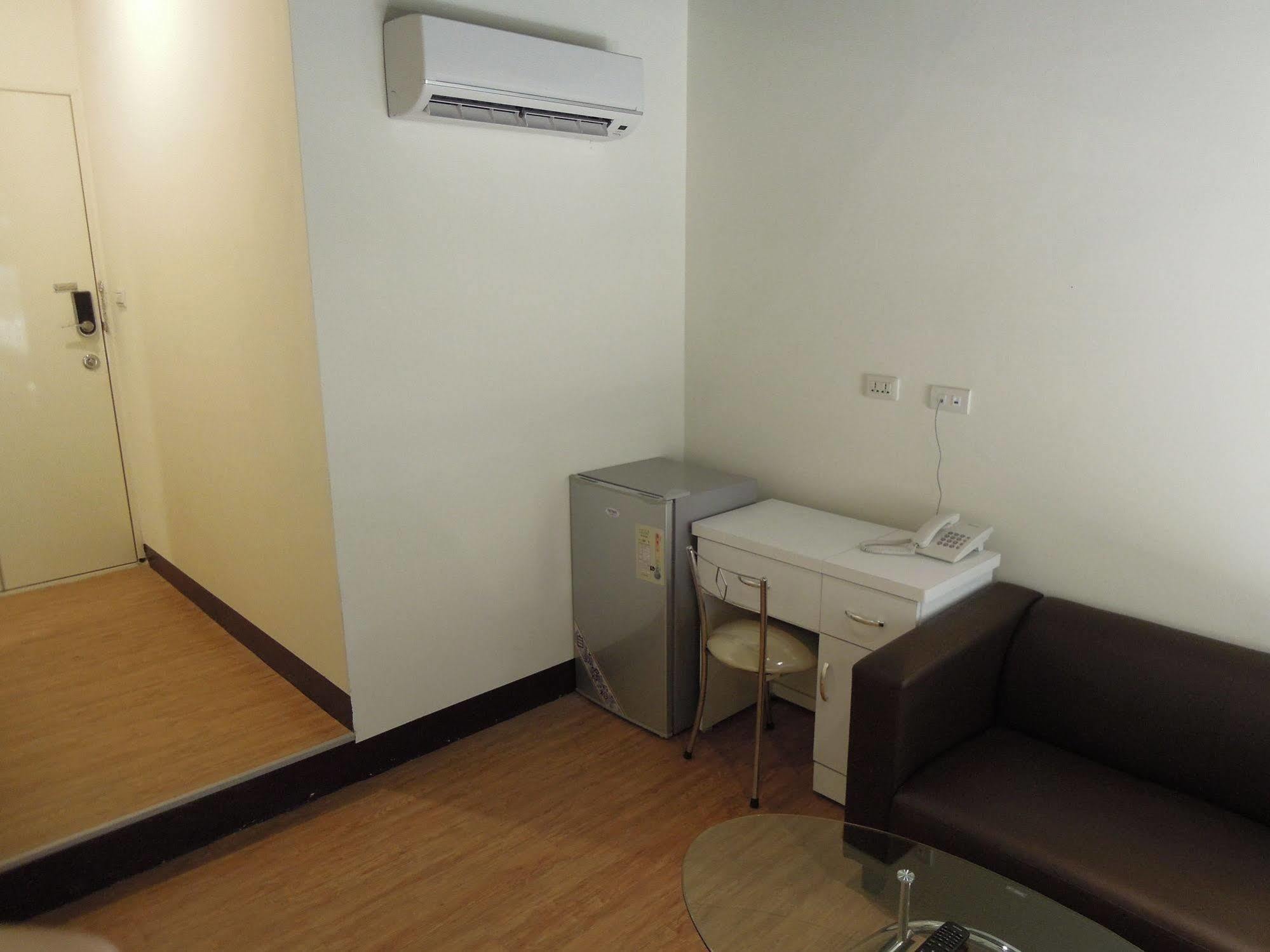 Hotel Galaxy Mini