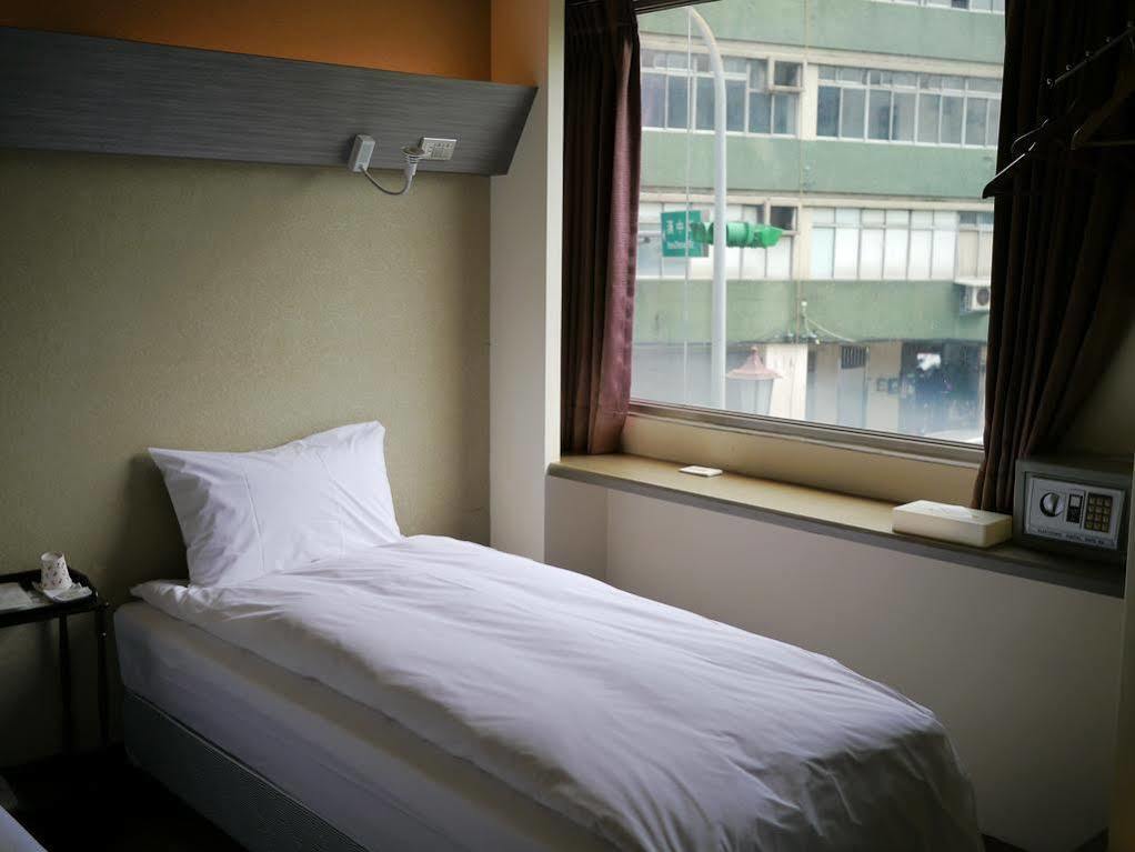 Hotel Galaxy Mini 2*