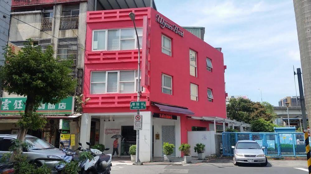 Ulysses Main Station Hotel