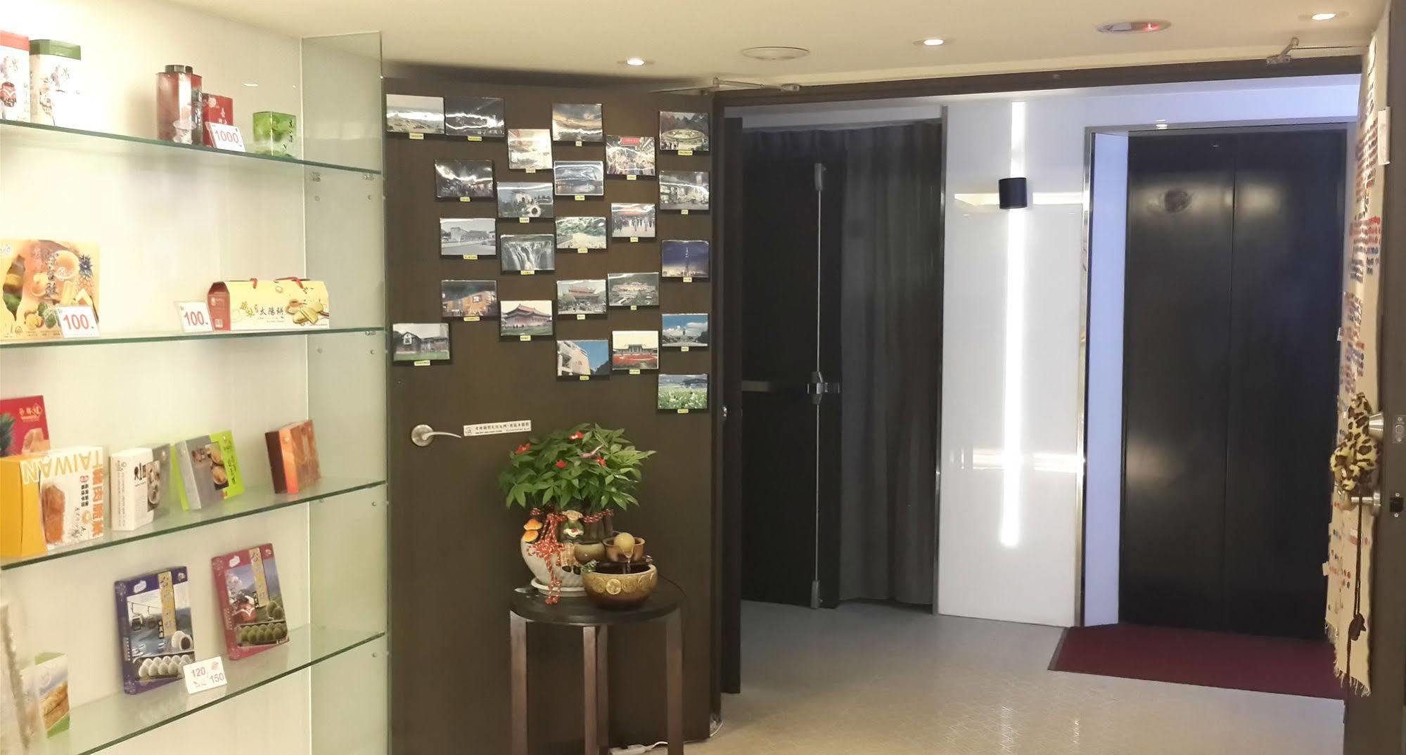 E-house Hotel 3*