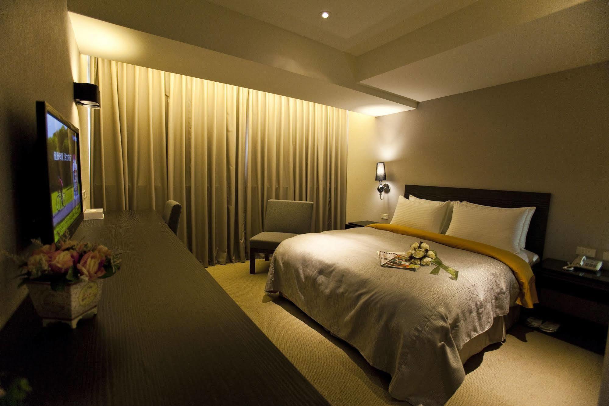 E-house Hotel