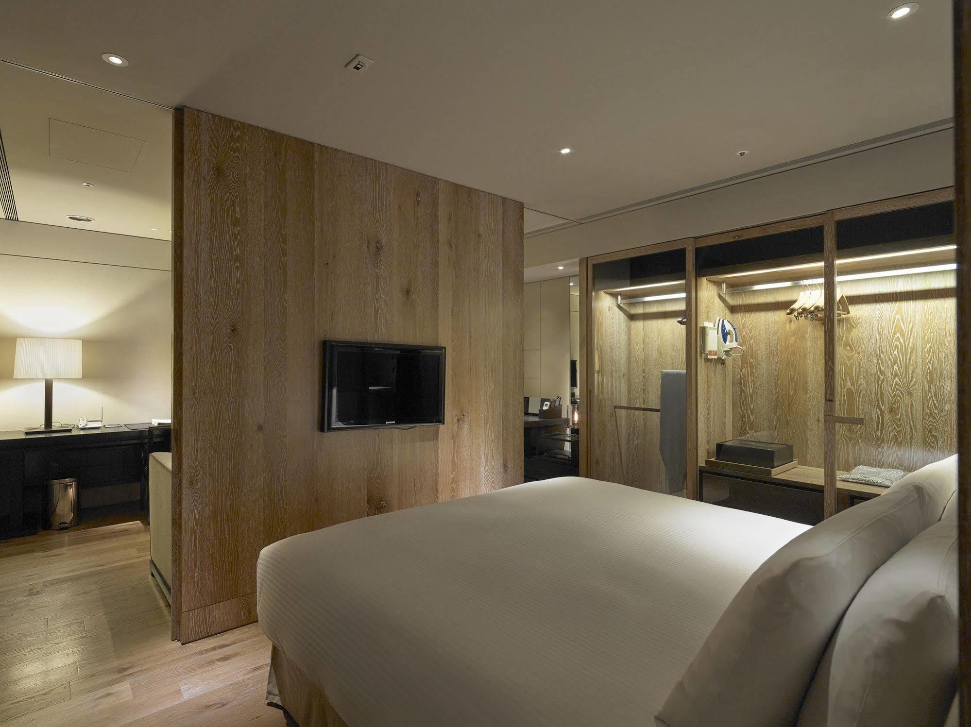 Gloria Aparthotel Taipei
