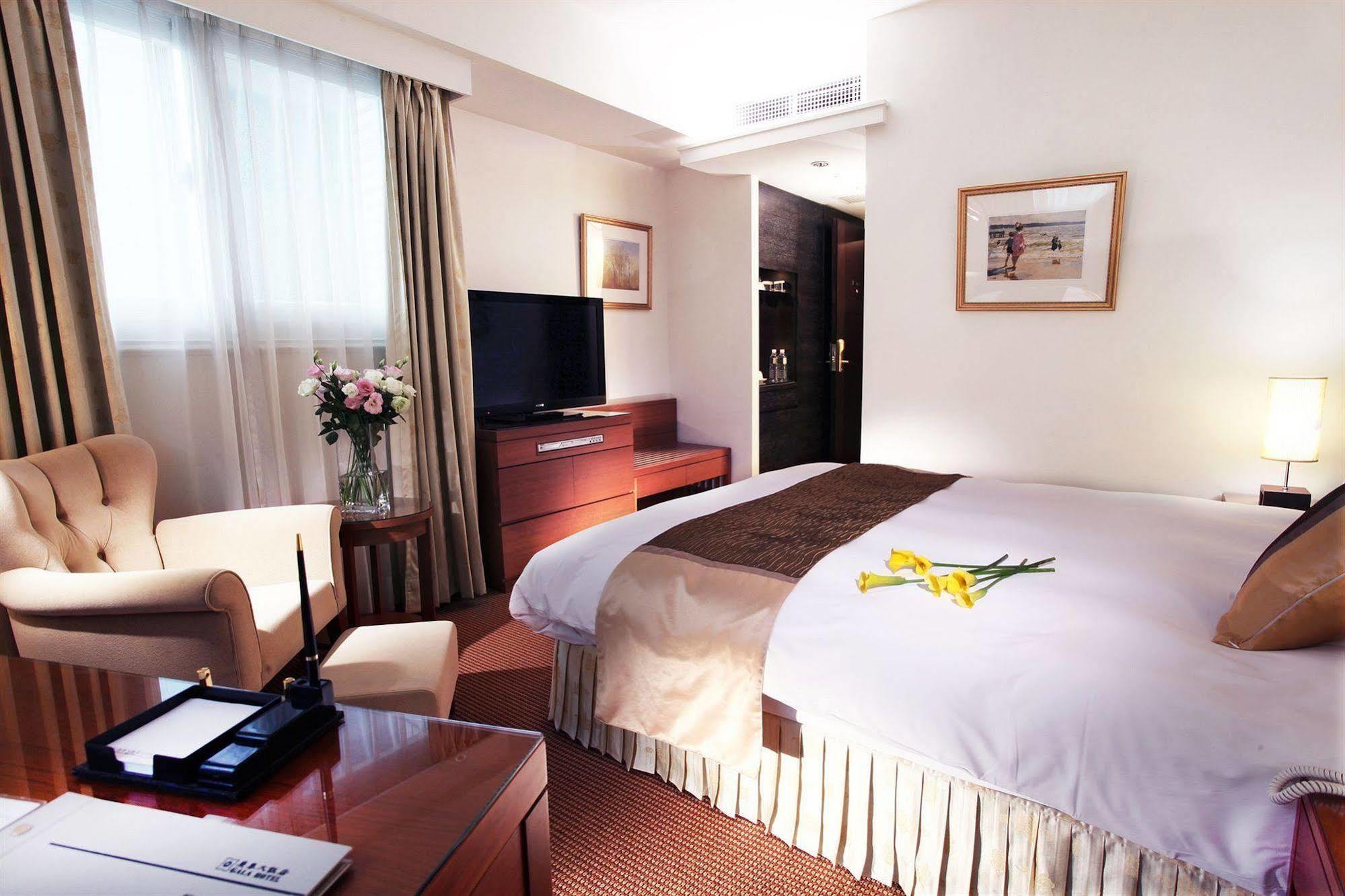 Gala Hotel