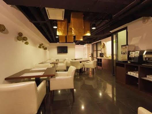 Lio - Main Station Hotel