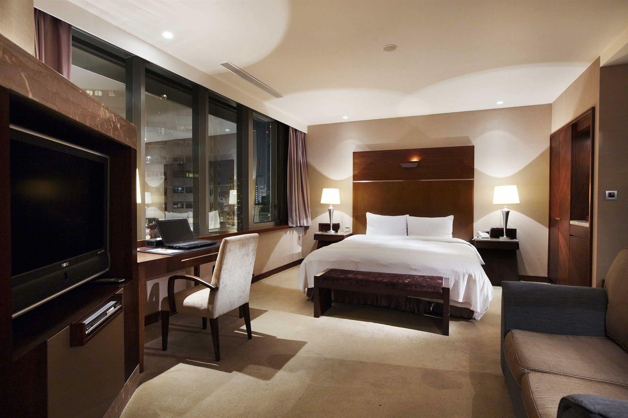 Hd Palace Hotel Taipei