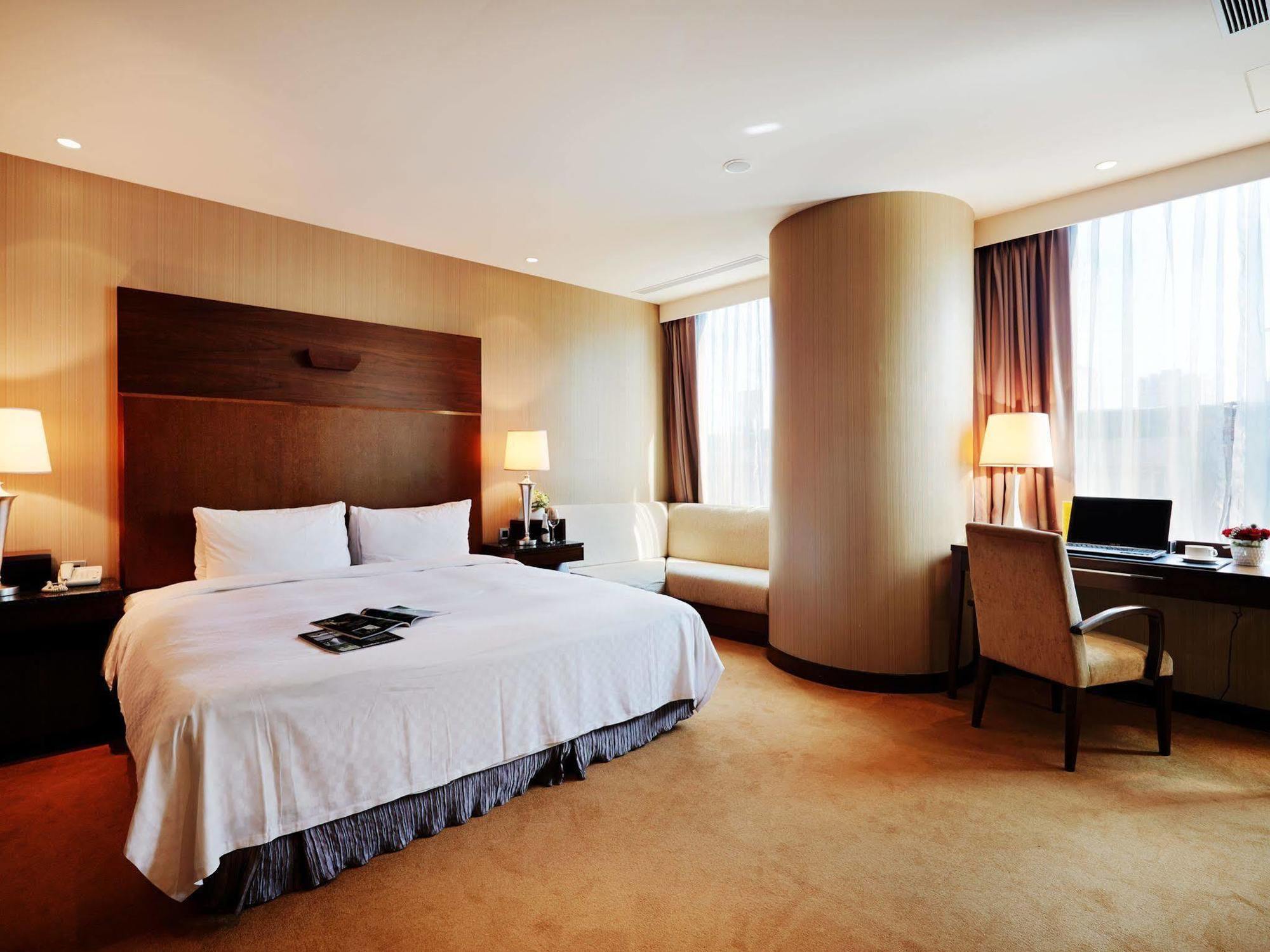 Hd Palace Taipei