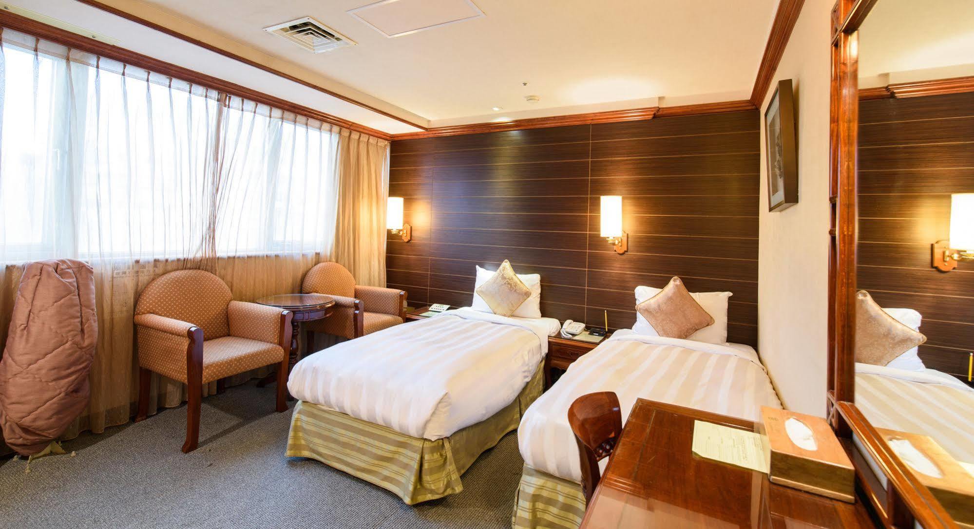 Silken Hotel 3*