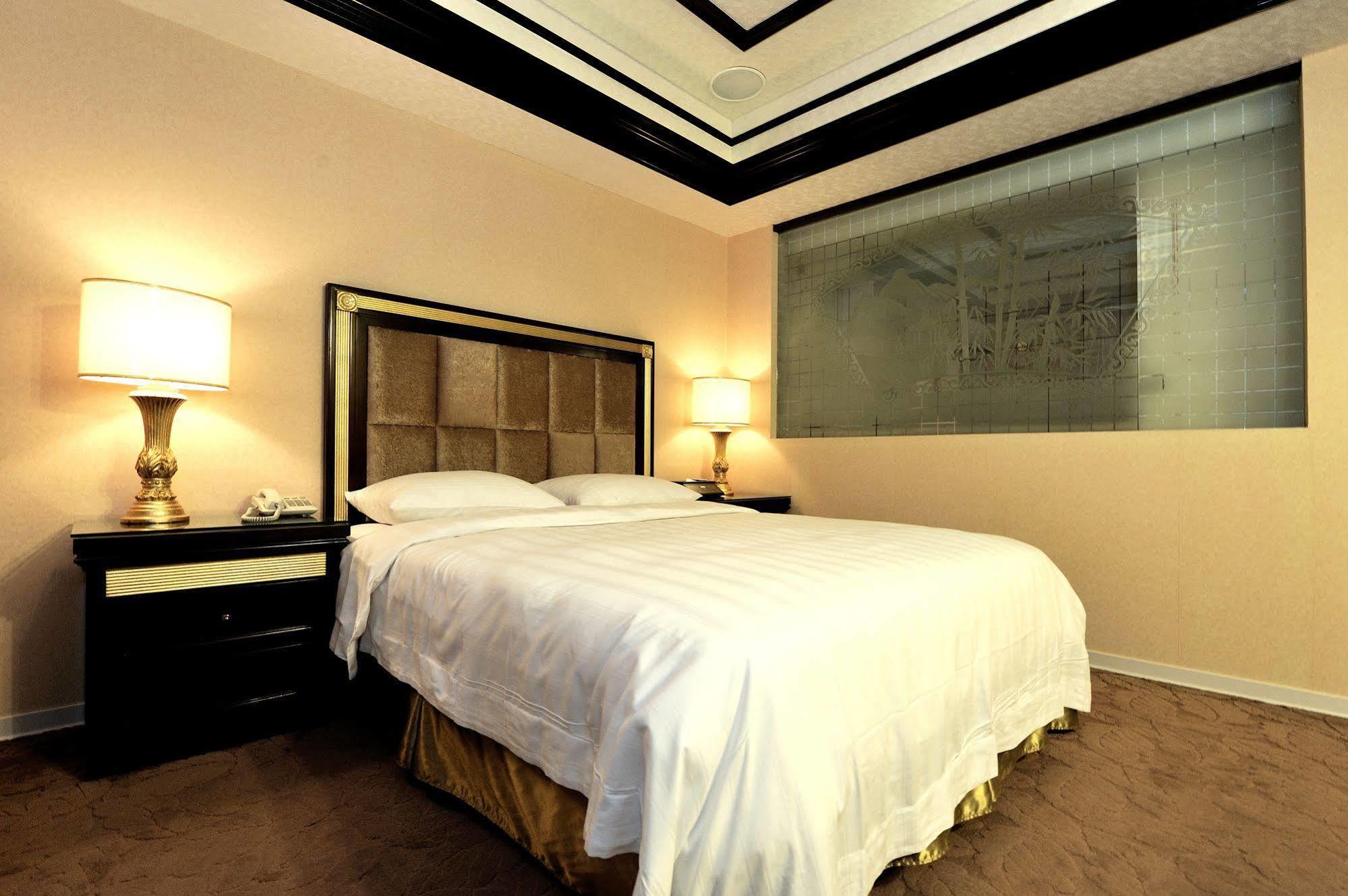 Freean Hotel 3*