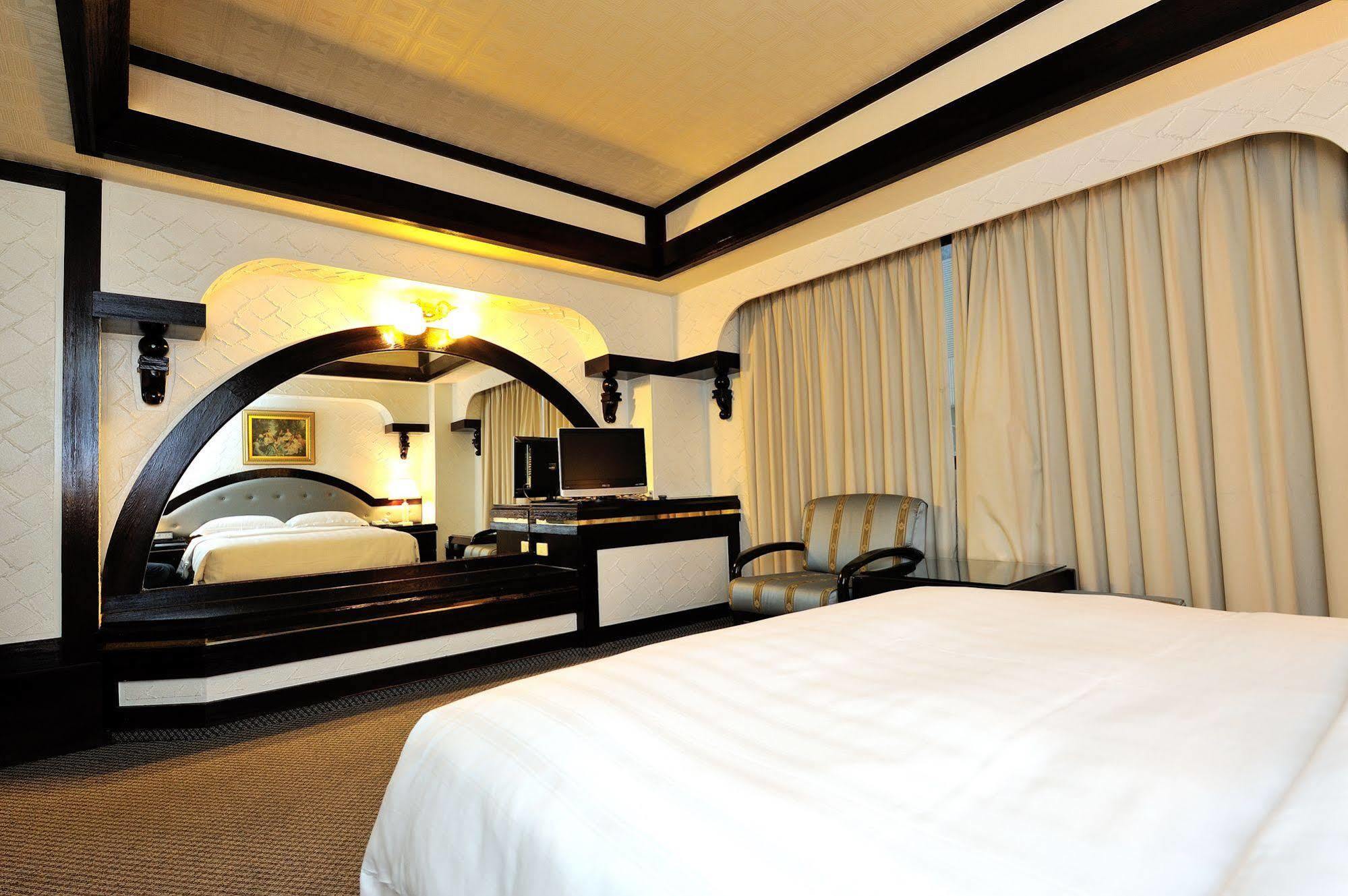 Freean Hotel 3*