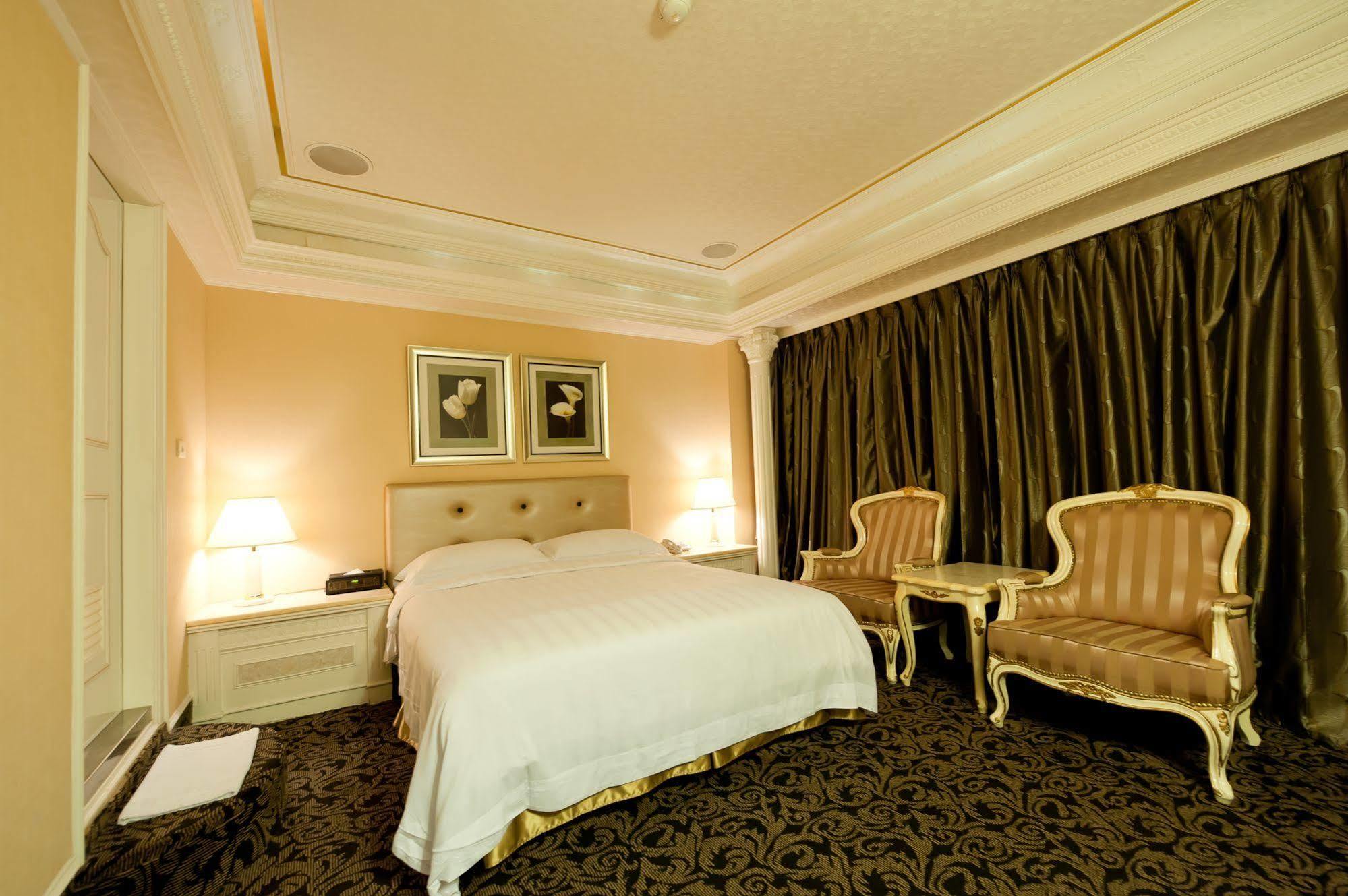 Freean Hotel 3*
