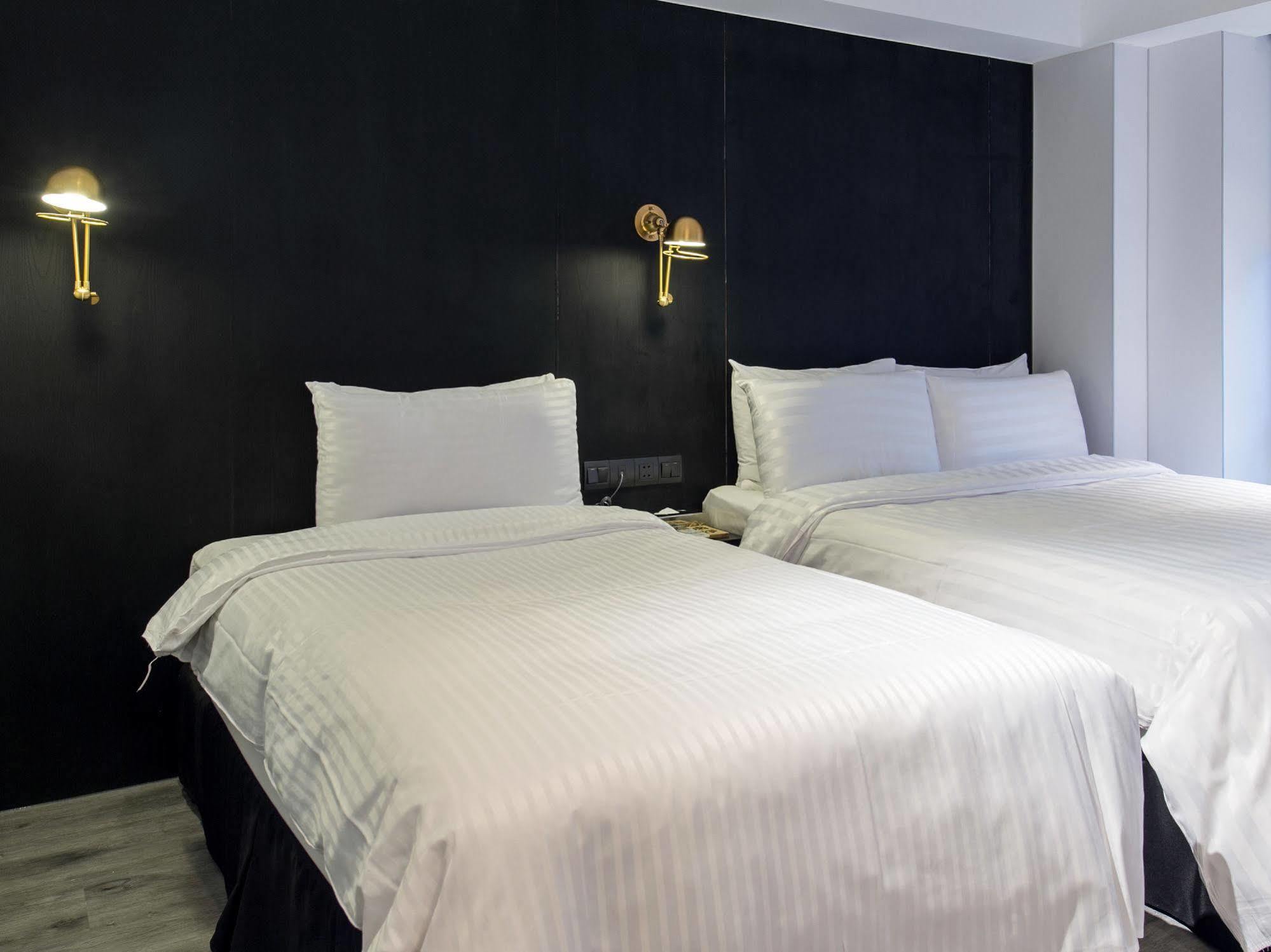 Hotel Relax III 3* Taipei