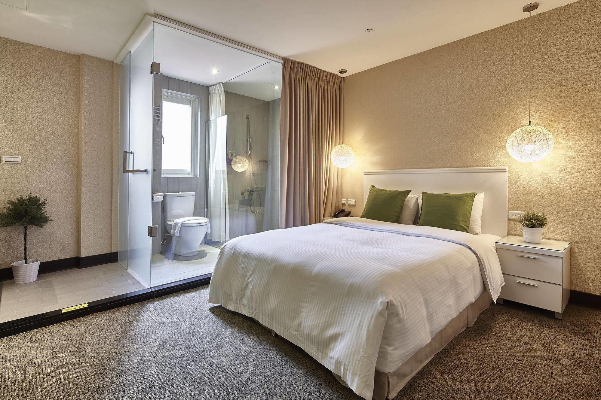 Via Hotel 3*