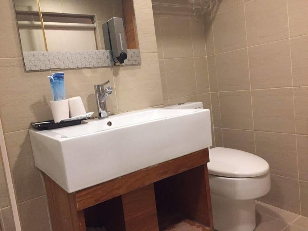 Vip Hotel 3*