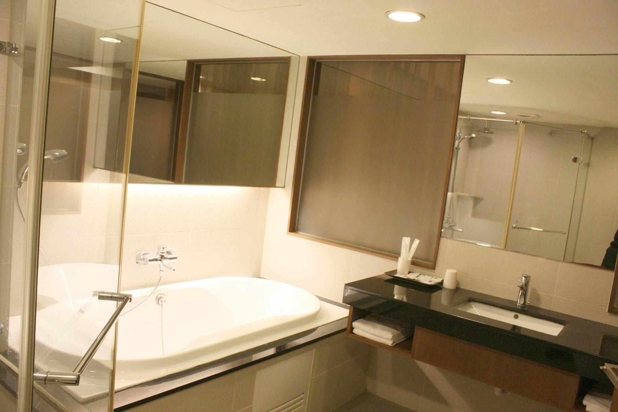 Vip Hotel