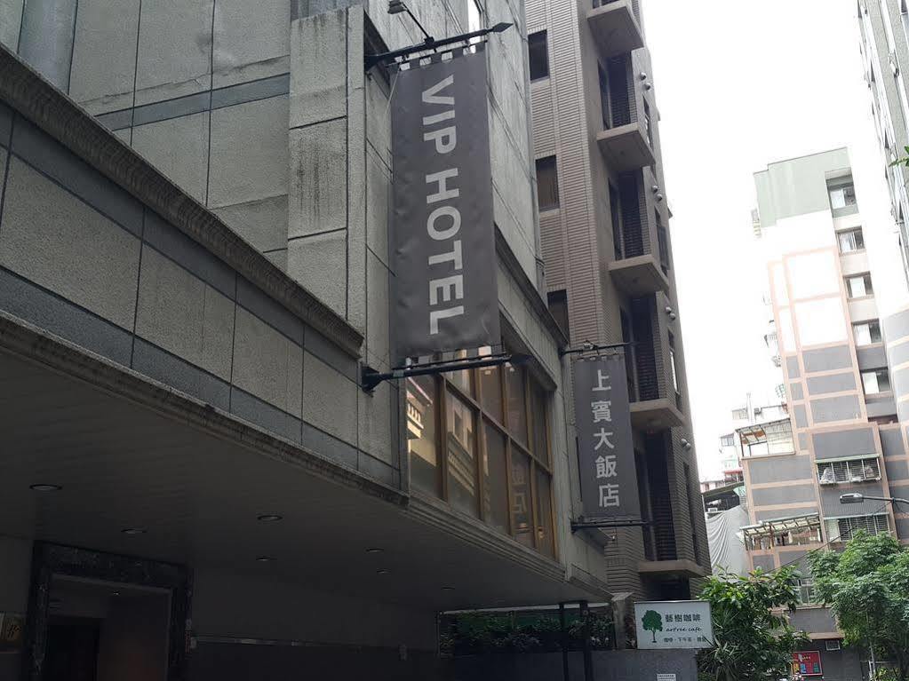 Vip Hotel 3*