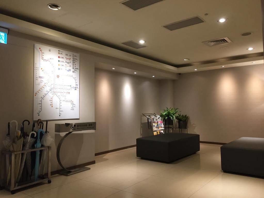 Vip Hotel 3*